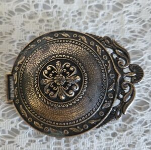 Century Canada Ornate Bronze Belt Buckle – Vintage-Inspired Western Style